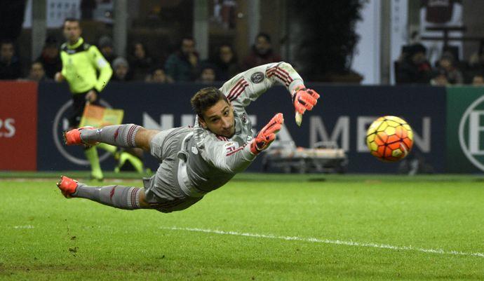 Donnarumma: 'Abbiati e Diego Lopez mi stanno aiutando. Derby? Prima pensiamo a Empoli e Alessandria'