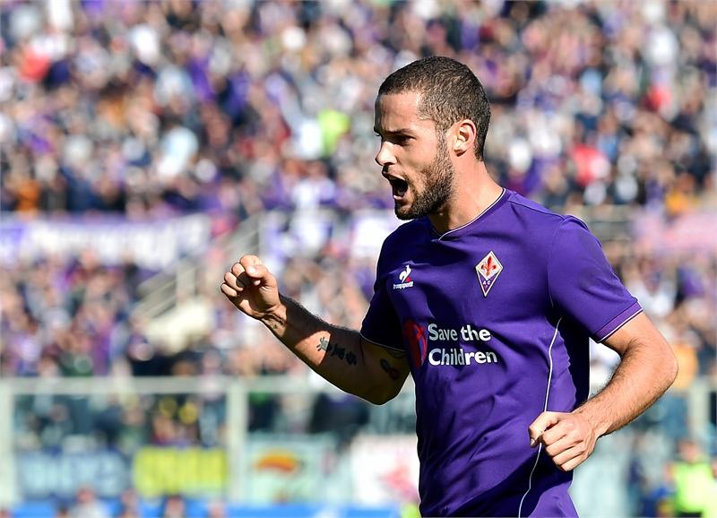 Fiorentina, il Watford prepara il contratto per Mario Suarez