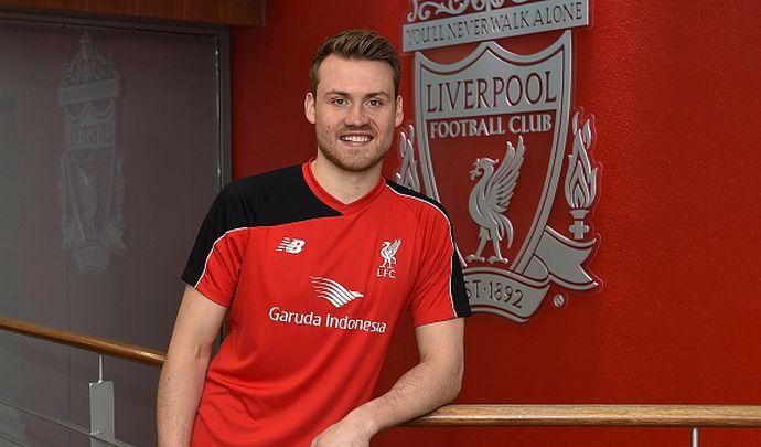 Napoli, c'è anche Mignolet per il dopo Reina