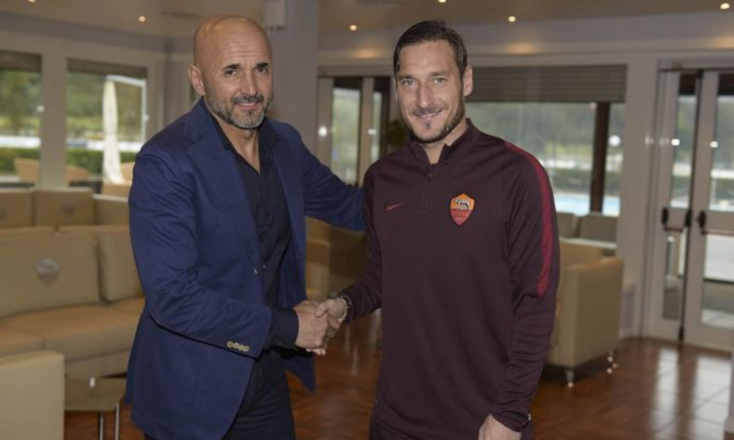 Roma boss Spalletti: 'Totti ready to sign his new contract'