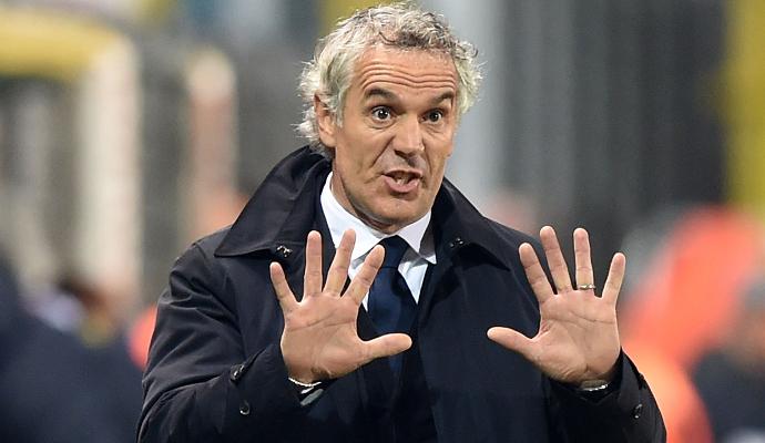 Bologna Coach Donadoni fractured his hand after 5-1 Torino loss