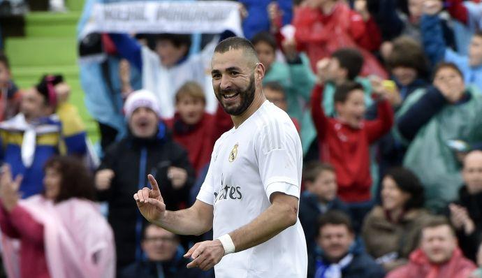 Real Madrid: vuole blindare Benzema