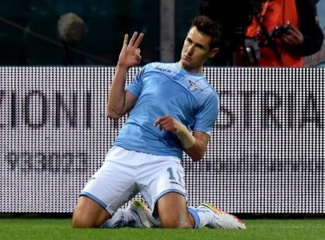 Gli aneddoti di Klose: 'Una volta Van Gaal prese Toni per le orecchie...'