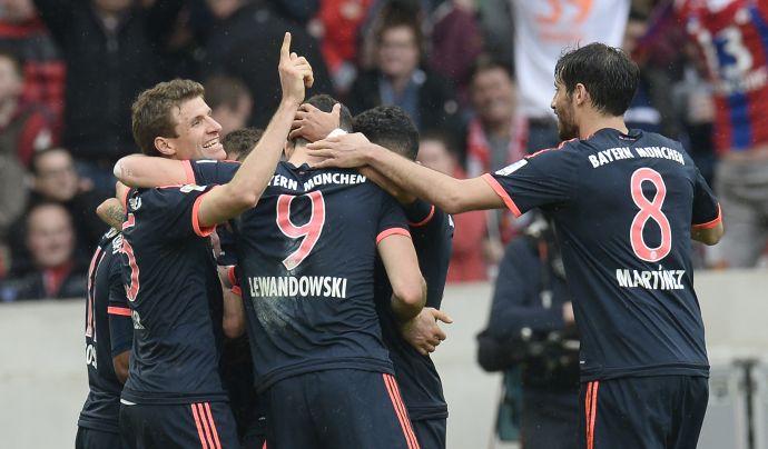 Bundesliga: il Bayern Monaco non si ferma, 3-1 allo Stoccarda. Flop Monchengladbach. Wolfsburg solo 1-1