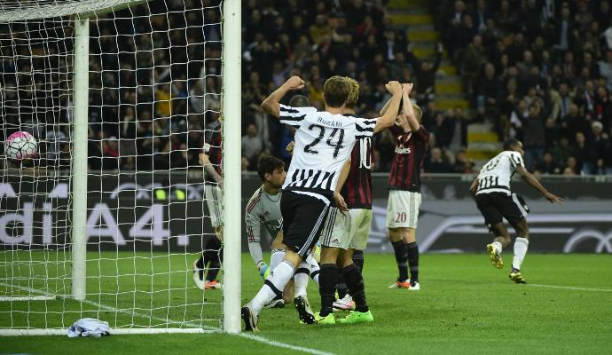 Juve batte Milan, ma Mihajlovic è salvo