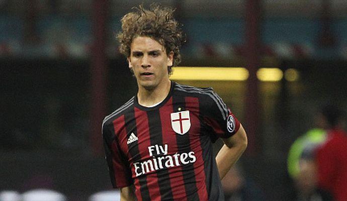 Ag. Locatelli: 'Ora spera di giocare dal primo minuto. Su Brocchi e Mihajlovic...'