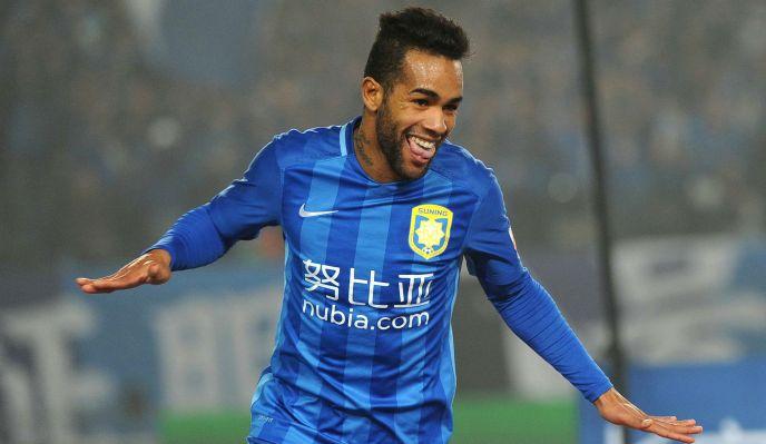 Jiangsu Suning, Moukandjo manda Teixeira all'Inter