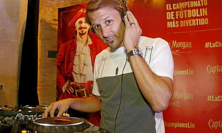 Operazione Nostalgia Stars vs LaLiga Legends: il 6 luglio ci sarà Mendieta, il mr 90 miliardi della Lazio diventato dj