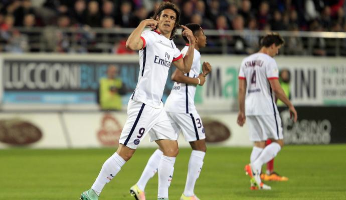 Ligue 1: Lione-Monaco 6-1, tripletta di Cavani col PSG