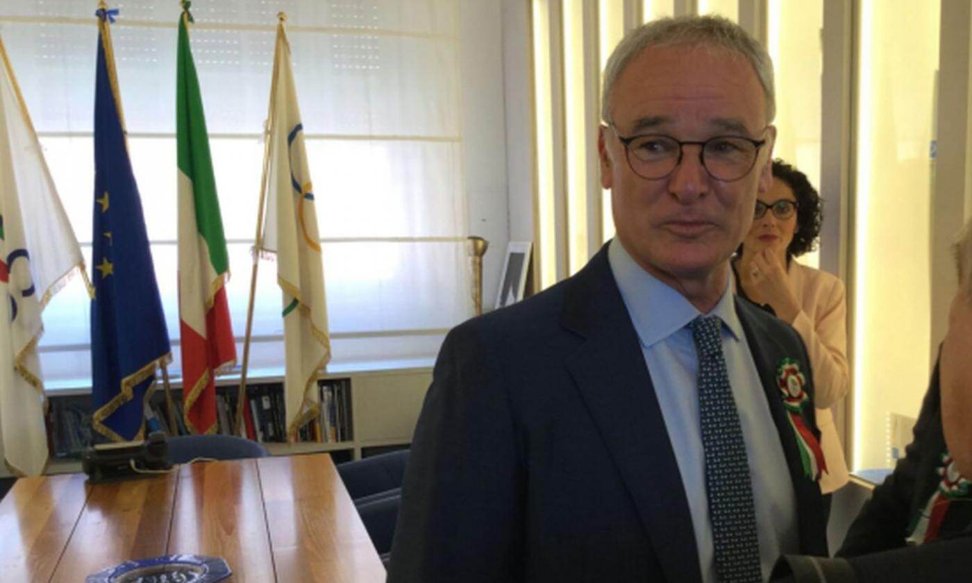 Tavecchio: 'Ranieri ora vinci il Mondiale'