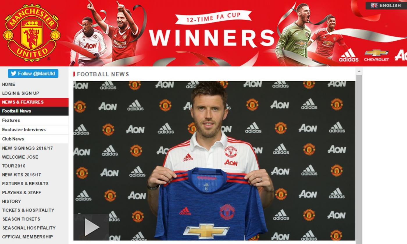 OFFICIAL: Carrick signs new one-year deal with Manchester United