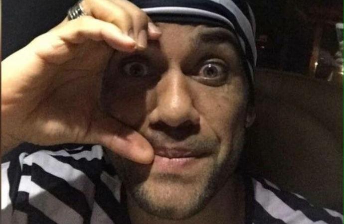 Casagrande su Dani Alves: ‘Arrogante, chi si crede di essere?’ Casagrande su Dani Alves: ‘Arrogante, chi si crede di essere?’