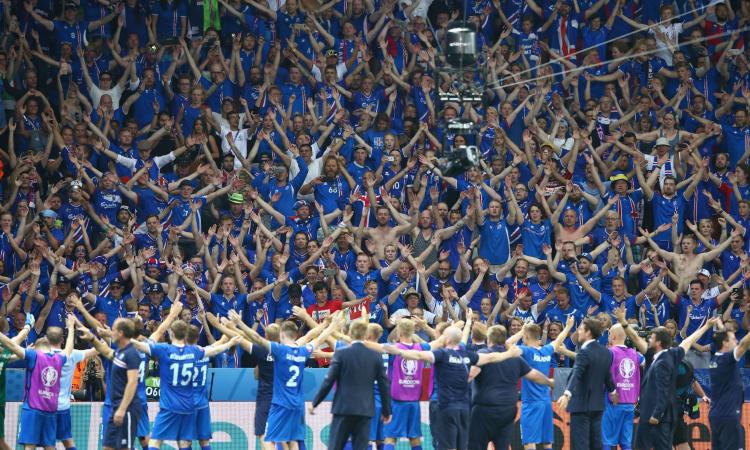 Islanda al Mondiale: tifosi in festa a ritmo del 'geyser sound' VIDEO