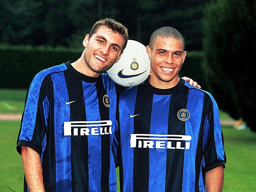 Vieri si nasce, anchorman si diventa: BoboTV tra Ronaldo, Cannavaro e la lacrima di un giornalista