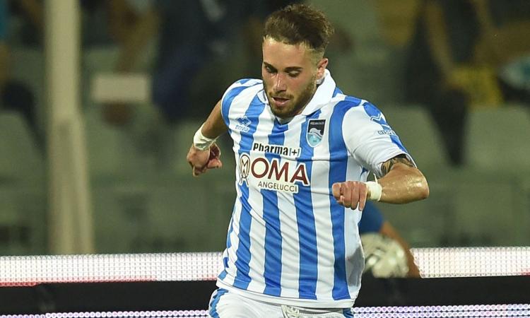 Fiorentina: sfida alla Sampdoria per un terzino destro