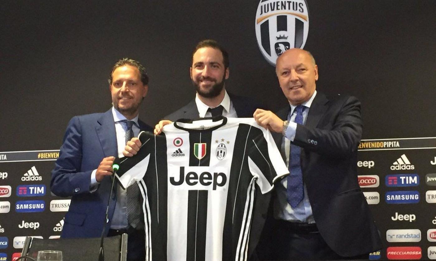 Juve, here's Higuain - the first press-conference