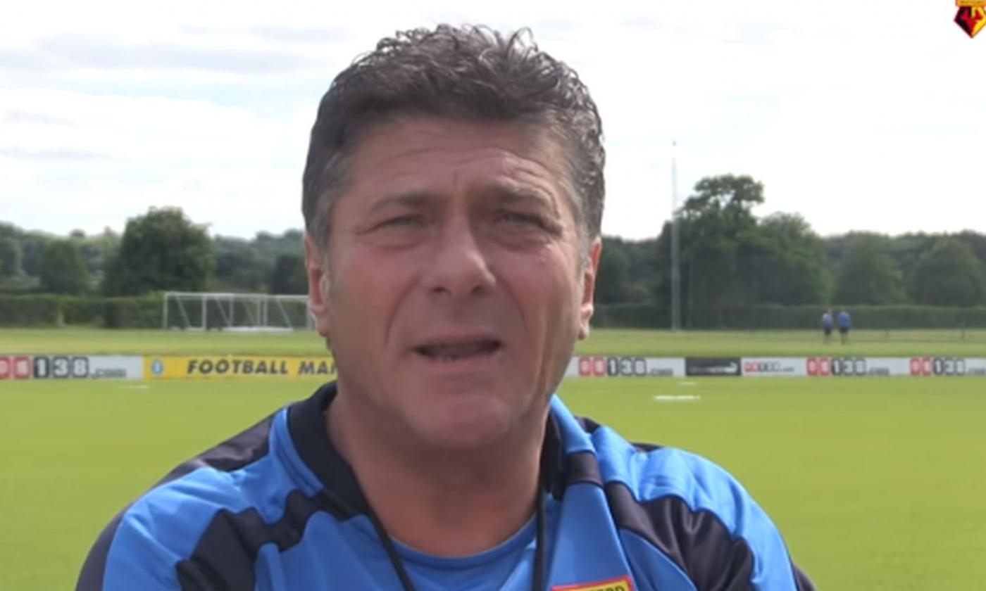 Mazzarri, presentazione al Watford: l'inglese è un disastro! VIDEO