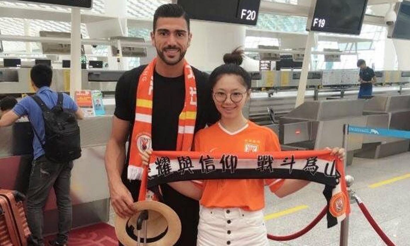 FOTO Shandong Luneng: che accoglienza per Pellè!