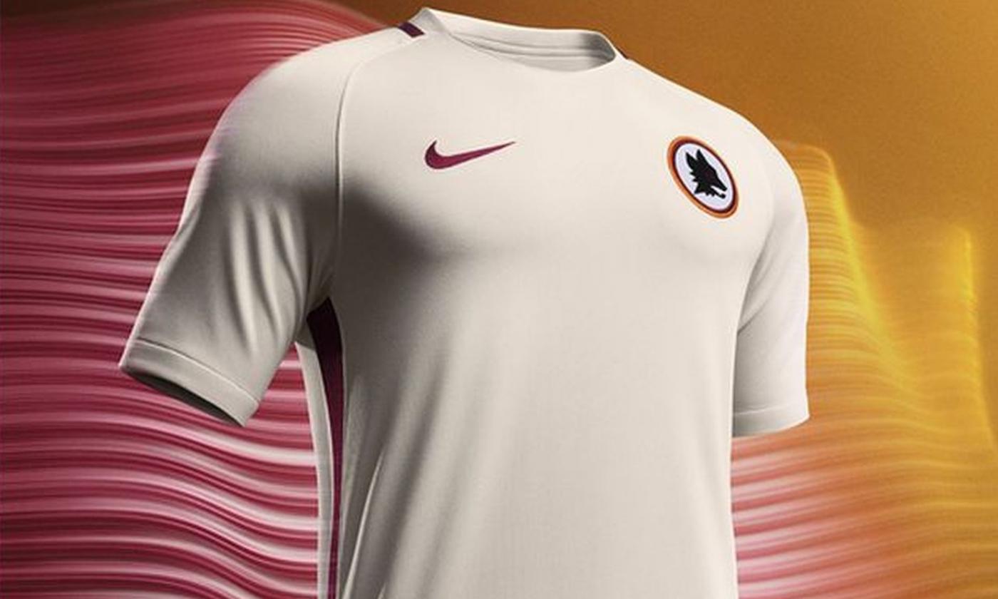 Roma, UFFICIALE: ecco la seconda maglia