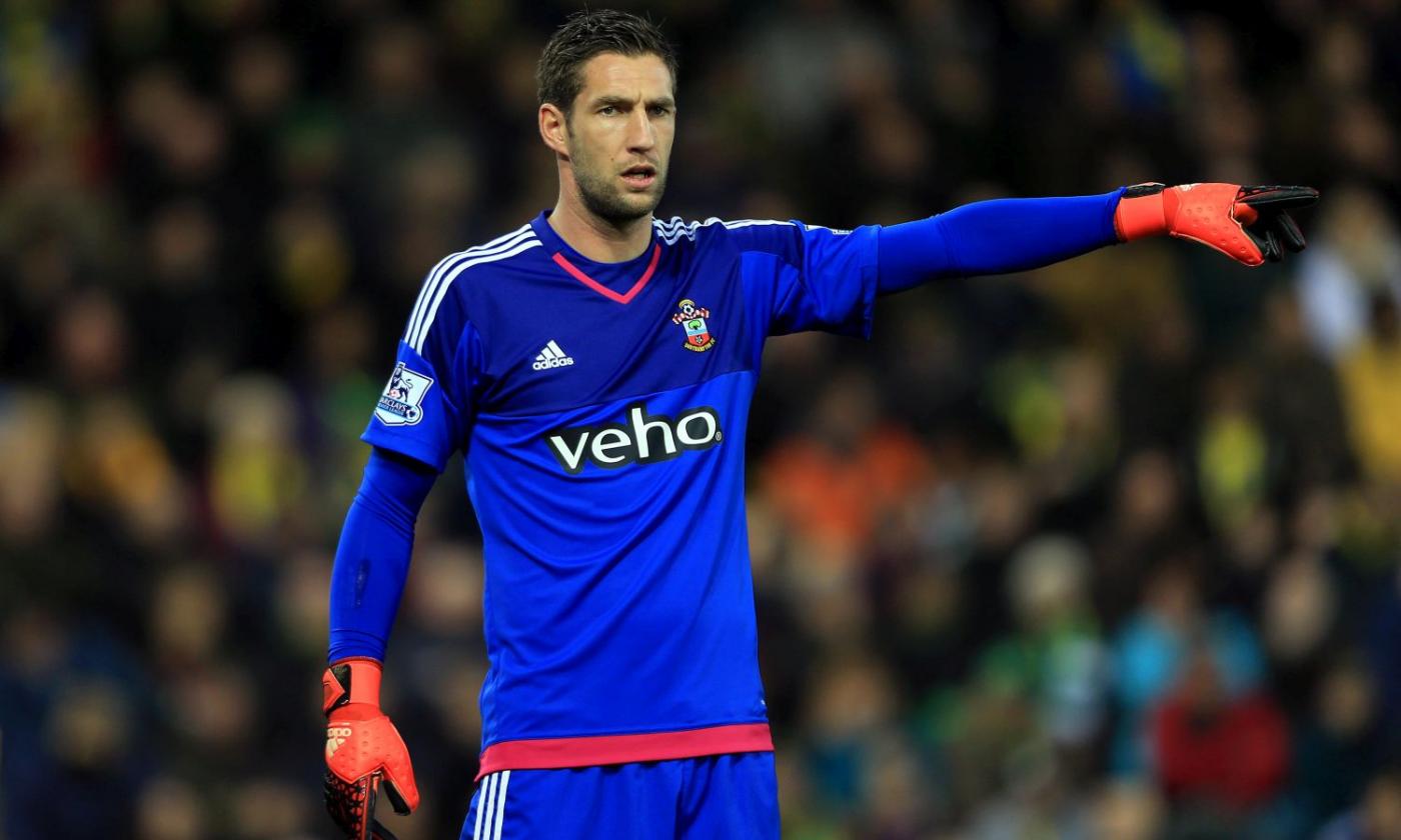 BREAKING: Everton, OFFICIAL sign Stekelenburg