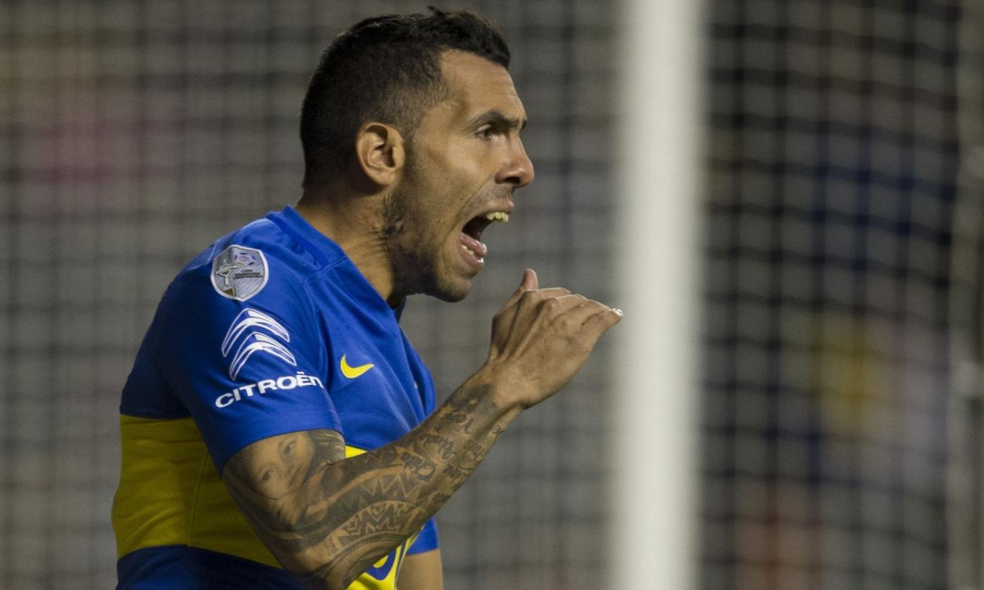 Ag. Tevez: 'Sospesi i contatti col Napoli, Carlos vuole restare al Boca'