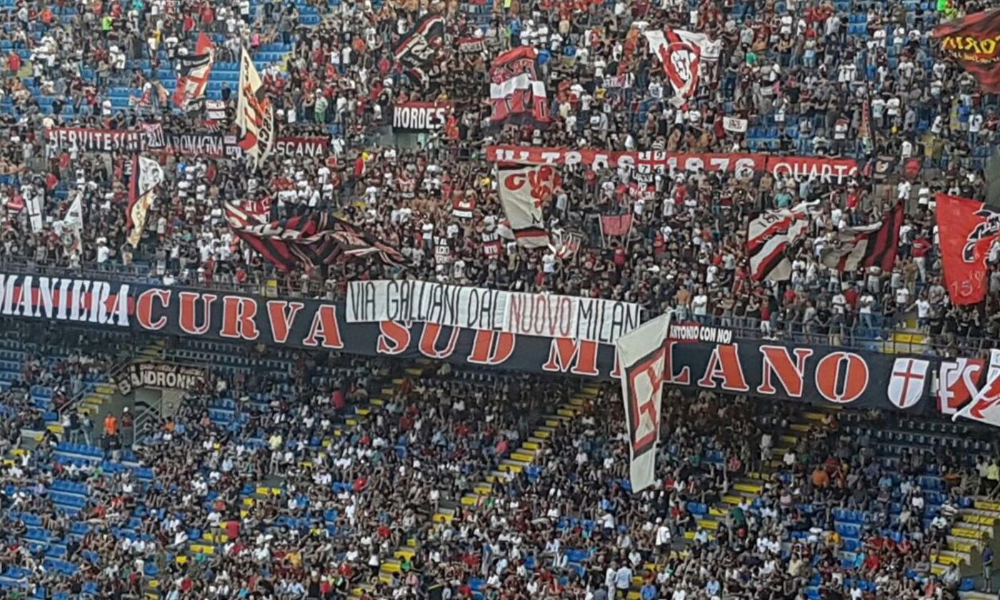 La Curva Sud non risparmia Galliani: 'Via dal nuovo Milan'