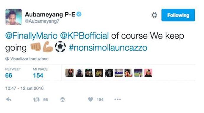 Aubameyang a Balotelli: 'Bravo! Non si molla un c...'