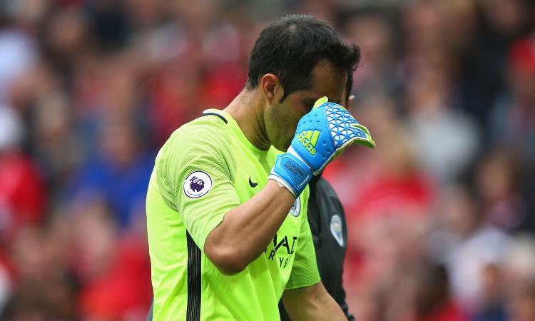 City, portiere in bilico
