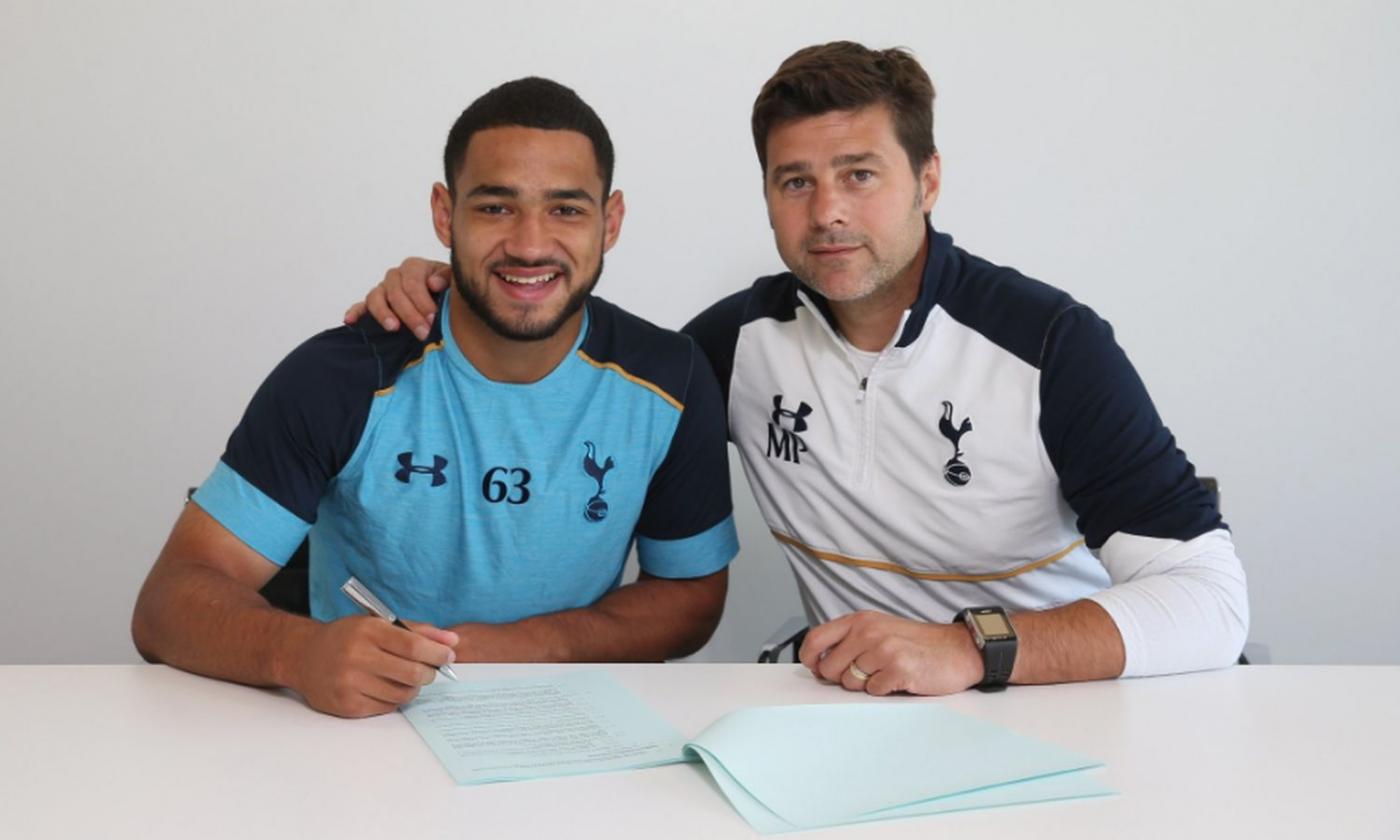 Tottenham, UFFICIALE: Carter-Vickers rinnova e va in prestito