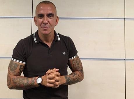 Le Iene, scherzo a Di Canio: 'Fascista infame? Ora non me ne frega un c... di Roma e Lazio' VIDEO