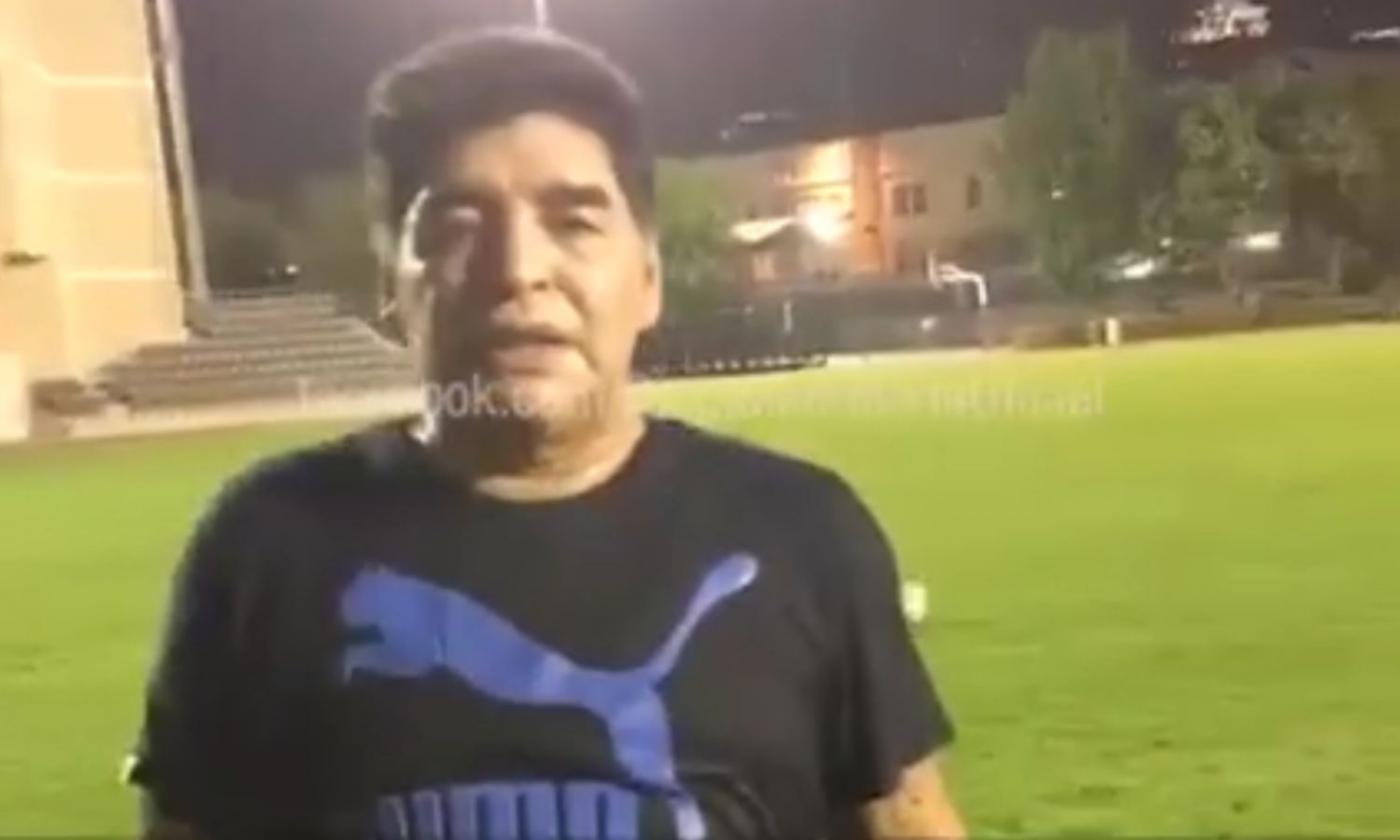 Maradona si allena: 'Vi aspetto alla partita della pace per Amatrice' VIDEO