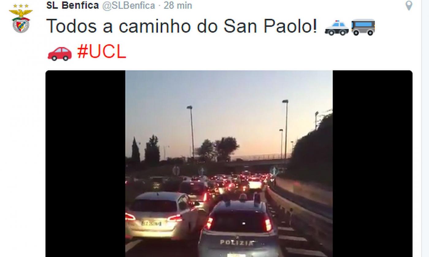 VIDEO Traffico per arrivare al San Paolo, il Benfica scortato dalla polizia