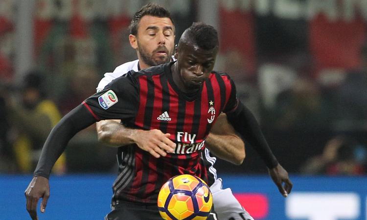 Milan, che succede con Niang? Il sì all'Everton non arriva, il punto