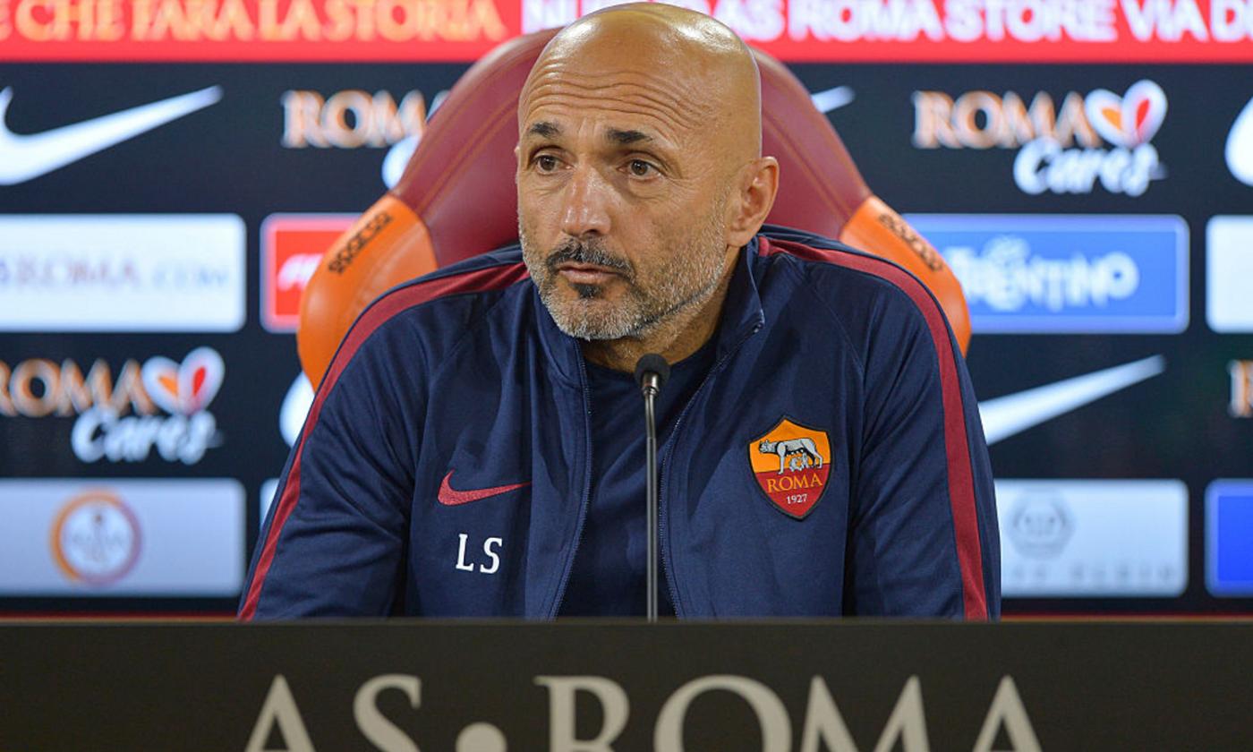 Roma: Spalletti battibecca con un giornalista e dà testate al tavolo VIDEO