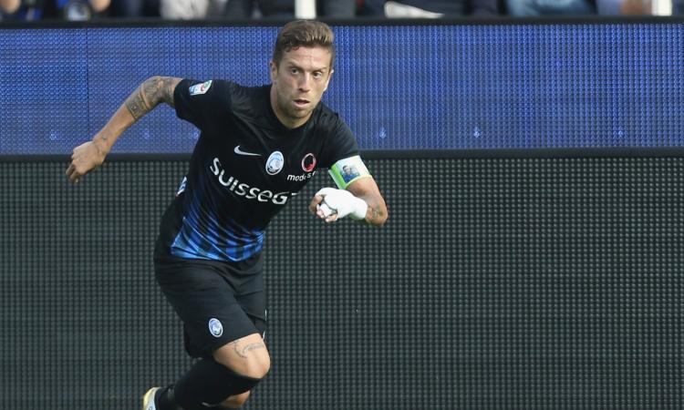 Milan e Lazio, parla l'agente del Papu Gomez: 'Attendiamo novità. Su Petagna...'