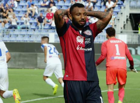 Cagliari, il Genoa strizza l'occhio a Joao Pedro