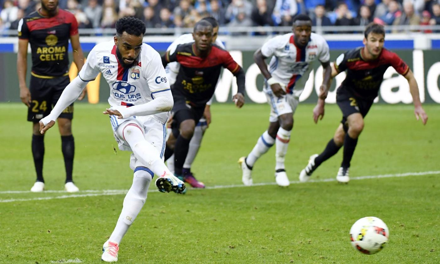 Lione, Lacazette fa 100!