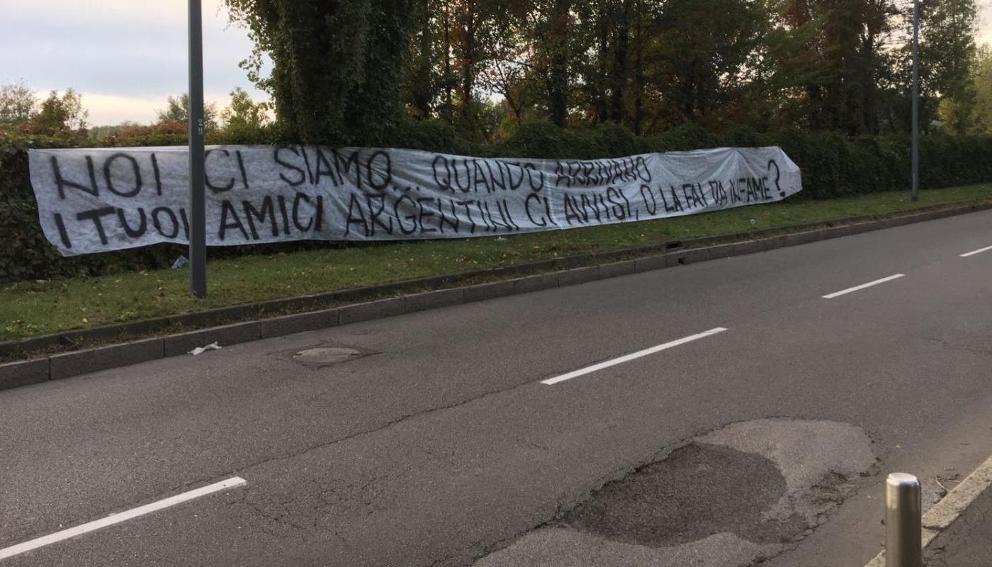 JUST IN Inter Ultras leave threatening banner outside Icardi's house