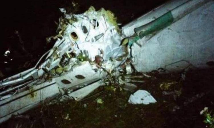 Chapecoense, parla l'assistente di volo superstite: 'Ecco come ho fatto a salvarmi'