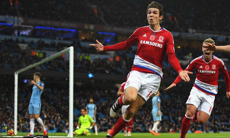 Terza Maglia Atalanta MARTEN DE ROON Terza Maglia Atalanta MARTEN DE ROON
