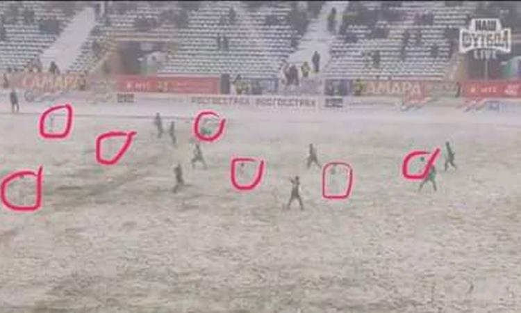 Krylia Sovetov come Milan-Inter: maglia bianca sulla neve! VIDEO