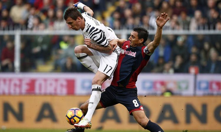 Foto rigore juve genoa 98 Foto rigore juve genoa 35