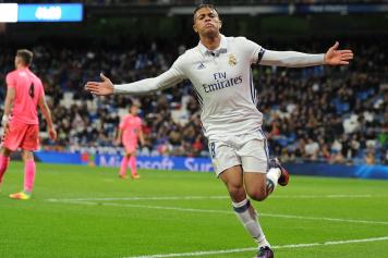 mariano diaz, real madrid, esulta, braccia larghe, 2016/17