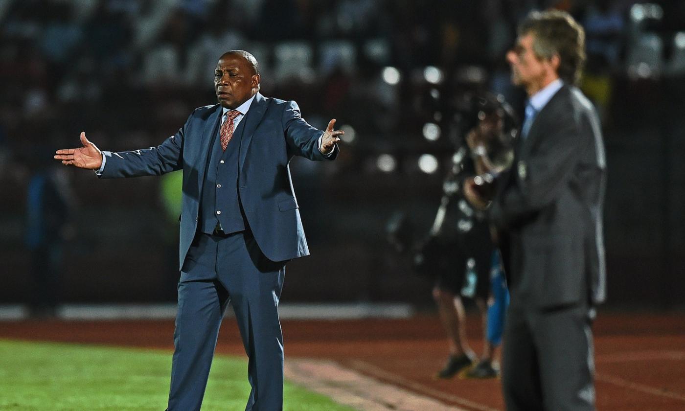 Sudafrica, UFFICIALE: esonerato il ct Mashaba