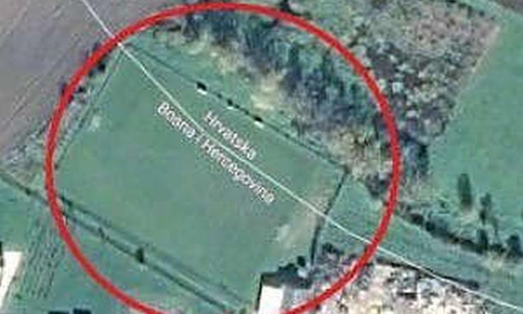 Momenti Di Gioia: Partizan Kostajnica, una porta in Croazia e l'altra in Bosnia