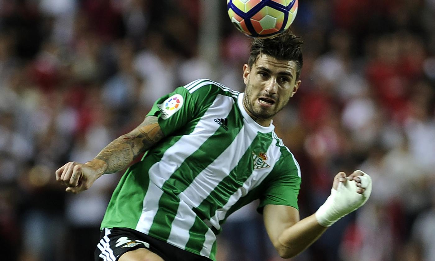 Liga: tris Eibar al Betis, espulso Piccini