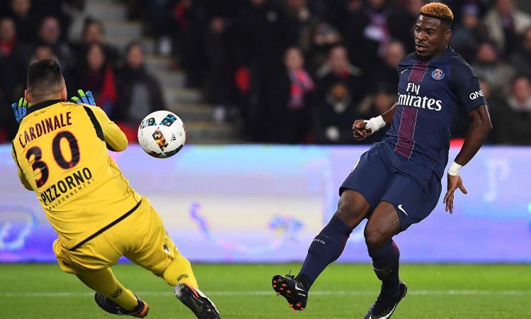 PSG, niente Milan per Aurier: c'è il Tottenham