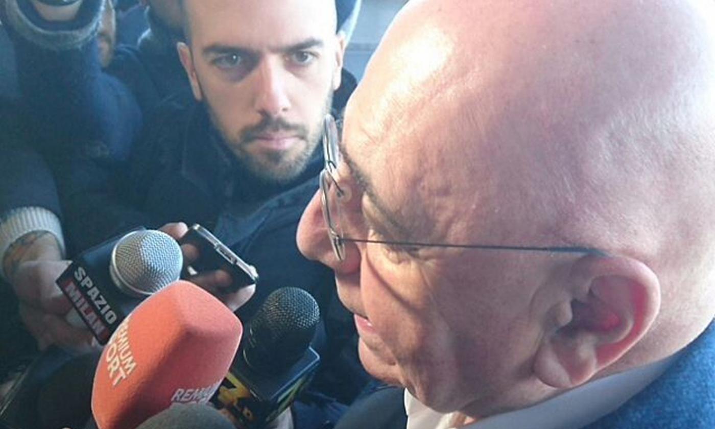 Milan atterrato a Doha, retromarcia Galliani: 'Nessuna polemica sul ritardo'