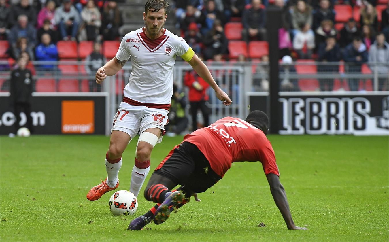 Marsiglia: mani su un mediano del Bordeaux