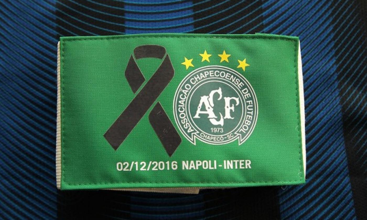 Anche l'Inter ricorda la Chapecoense: ecco la fascia che Icardi indosserà contro il Napoli FOTO